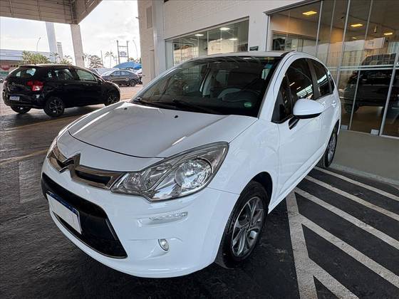 CITROËN C3 1.5 ATTRACTION 8V FLEX 4P MANUAL CITROËN C3 1.5 ATTRACTION 8V FLEX 4P MANUAL